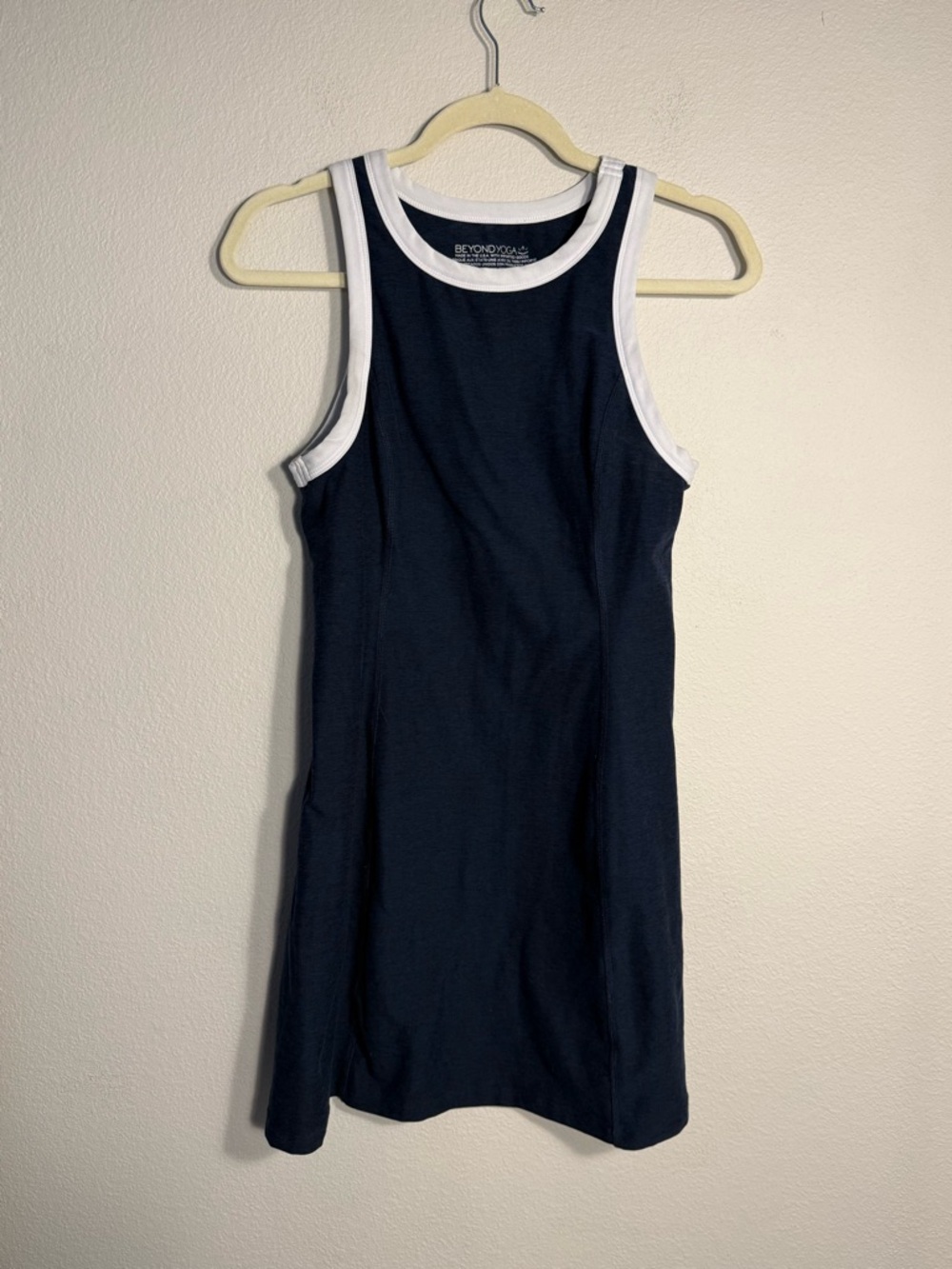 Beyond Yoga Spacedye Outlines Active Dress Navy & White XS athleisure minimalist